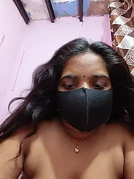 sassy_kinjal (F young) - Oil on boobs
