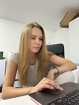 ketitull (F teen) - LICK NIPPLES + SLAP TITS
