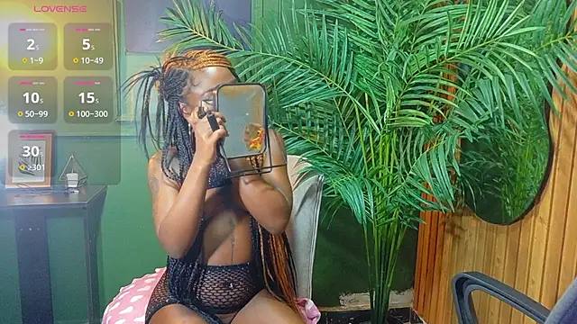 Nyla_carter