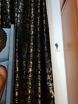 afrri_queen (F young) - Blow kiss