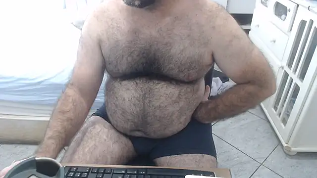 MysterBearMG live cam