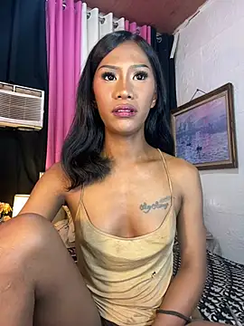 tarah_victoria_collins (T teen) - I WANT TO FEEL YOUR LOVE AND SUPPORT