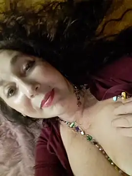 GypsyEsmeralda live cam on StripChat