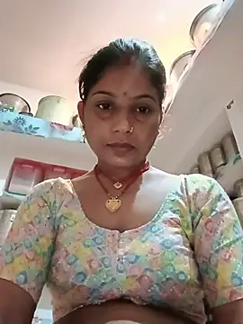 CHANDNi_700 live cam on StripChat