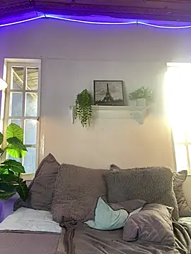 Andrea_secret_ live cam on StripChat