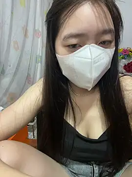 janne-coy live cam on StripChat