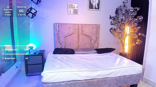 miaakittyy live cam on StripChat
