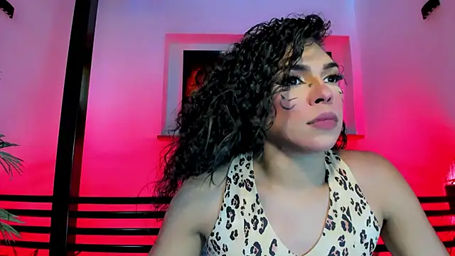 LYRA_STONE live cam on StripChat