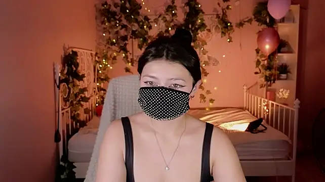 MeganSpicy live cam on StripChat