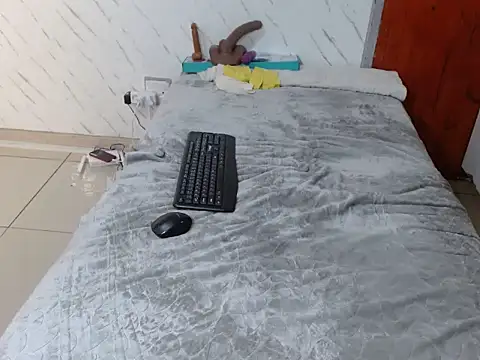 Darkhunn live cam on StripChat