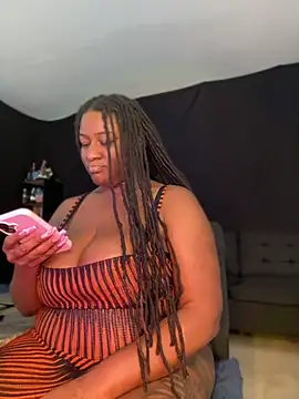 GirthGoddessCoco