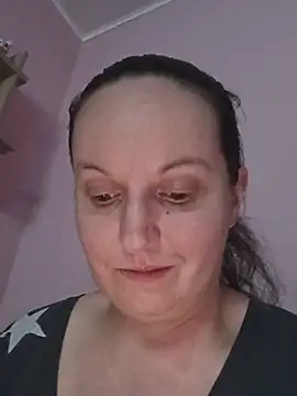 BustyLadyAlma