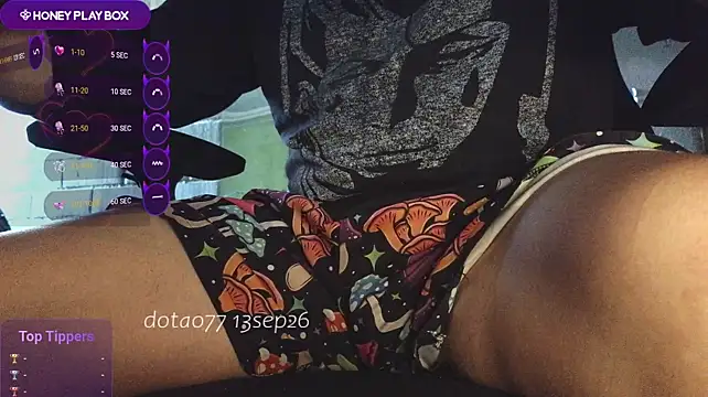 doTao7 live cam on StripChat