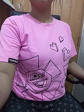 Tanha18 live cam on StripChat