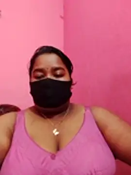 Mona_Vabi live cam on StripChat