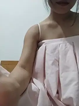 Minzyly live cam on StripChat