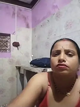 aapki-bhabhiii live cam on StripChat