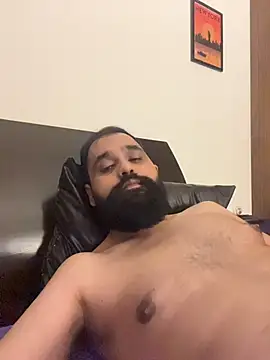 ThatBeardDude live cam on StripChat