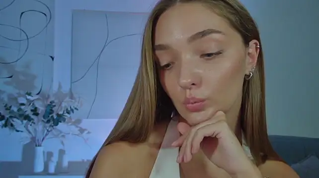 MilaVoss live cam on StripChat