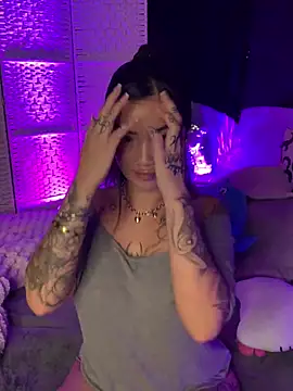 AsianLadyWan live sex cam
