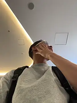 tavohot_ (M young) - Open door + jerk off