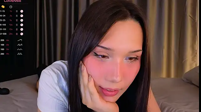 Kaia_Sunshine_Mia live sex cam