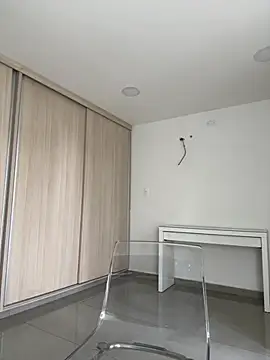 Curlyierr live cam