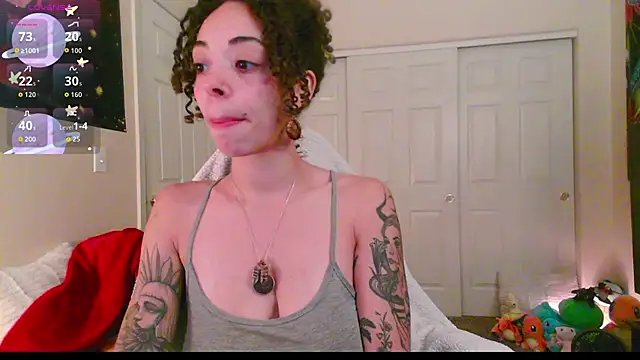 gunzinrose (F young) - boobies out