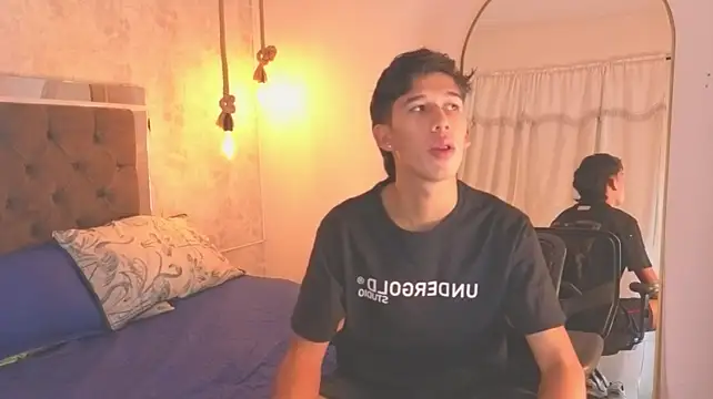 dave_eliot (M twink) - suck toes