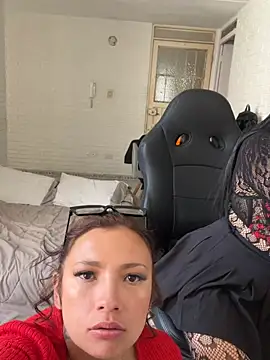 sarita_hos