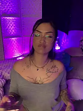 AsianLadyWan