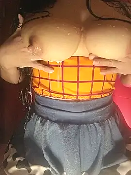Zoebreastmilk2