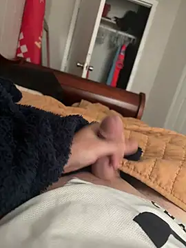 martyy4 (M twink) - cum!!!