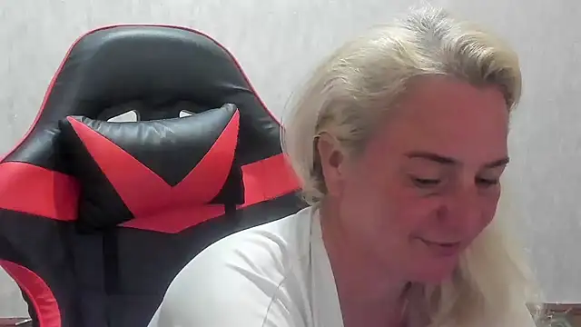kittymur (F milf) - to improve health