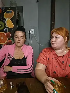 buns2026 (Ask my age) - Tits 2 girls