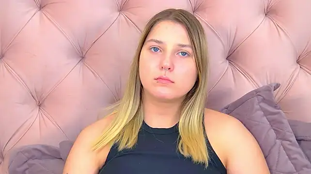 tinnaburton (F teen) - please me with my new underwear