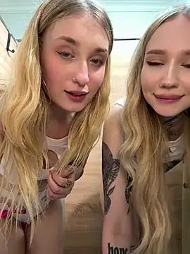 lollypollly (Ask my age) - ✂️2 CUT BOOBS + MASSAGE EACH OTHERS BOOB