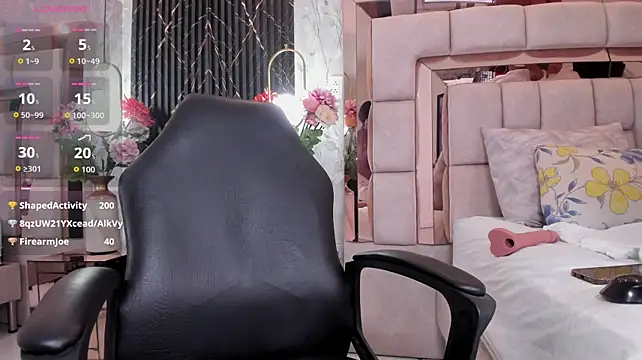 mia_leyre live cam on StripChat
