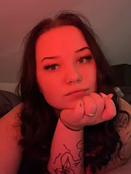 lushbunnyyy (F teen) - Laptp😋