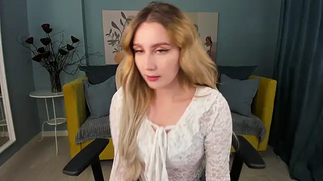 LanaLoon live cam on StripChat