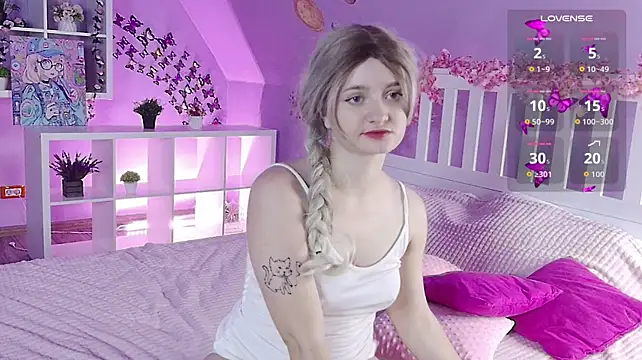 Skylar_Mour live cam on StripChat