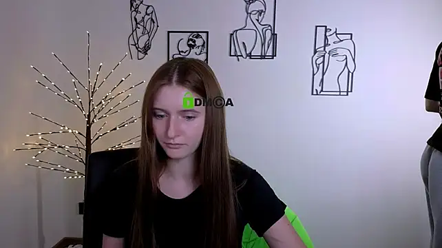 nekky_mouse live cam on StripChat