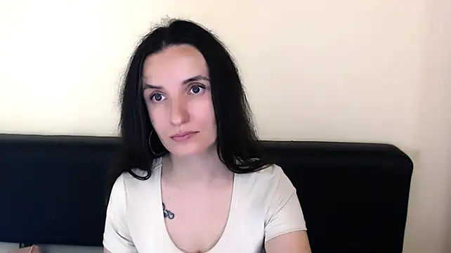LaimaV_ live cam on StripChat