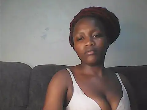 _yourgoodgirl live cam on StripChat