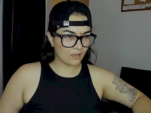 babe-sofi (F young) - Fuck my ass in public