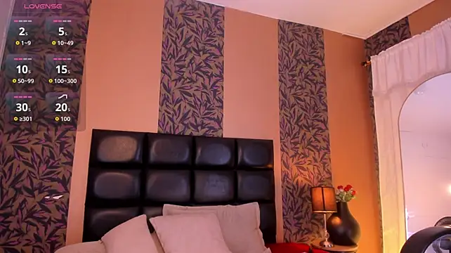 megan_al (T teen) - Get naked