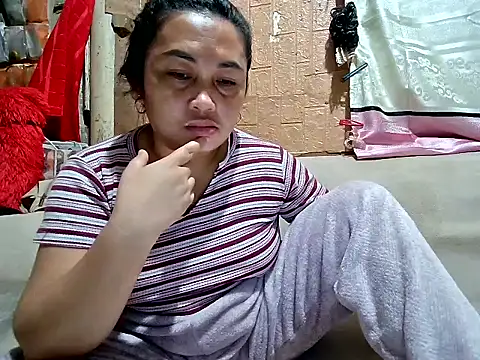 laiskie_33 (F young) - HELP ME TO REACH MY GOAL PLS #VIB ME