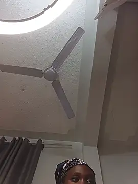 beverly_girl1_'s live room