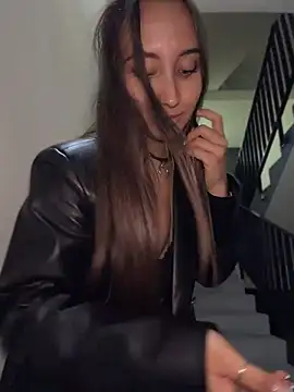 icrazyoneirl stripchat