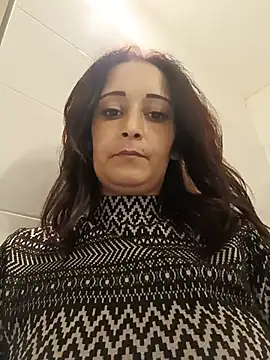 Alina03210